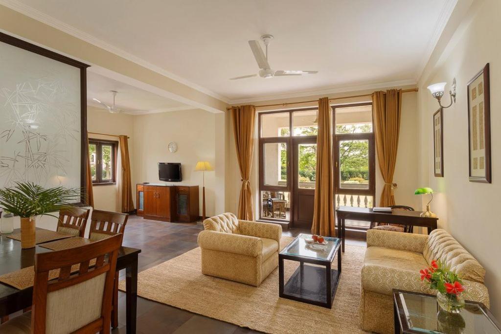 Naturoville Wellness Resort Rishikesh - Surrounded By Nature, Rooted In Wellness Doiwāla 외부 사진